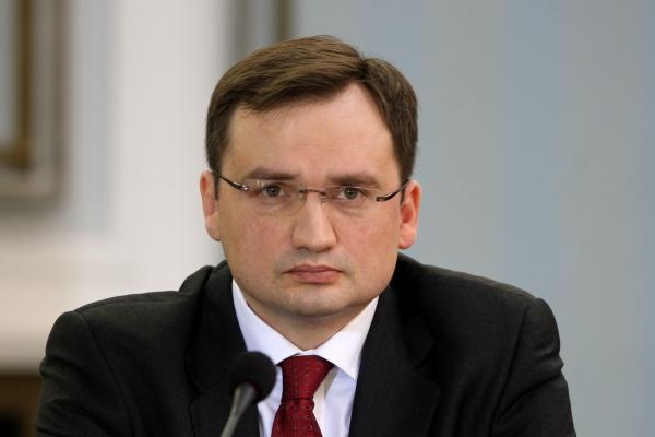 Prezydent Pruszkowa kieruje żądanie do Ziobry
