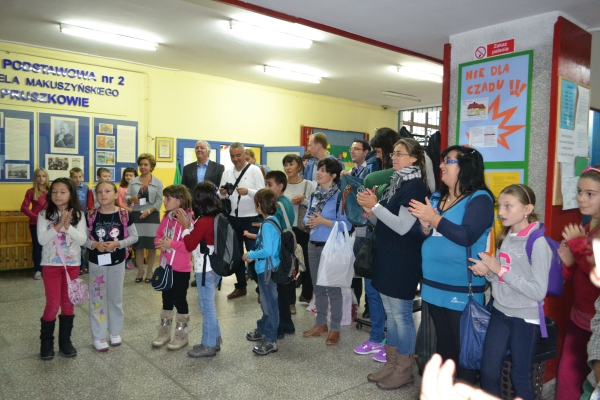 Zagraniczne dzieci w pruszkowskiej szkole