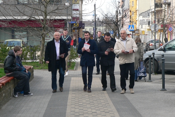 Europoseł na ulicach Pruszkowa